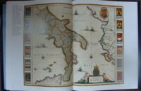 Zdjęcie nr 2 okładki Blaeu Joan Wielki atlas XVII-wiecznego świata. Atlas wydano we współpracy z Królewskim Towarzystwem Geograficznym w Londynie.